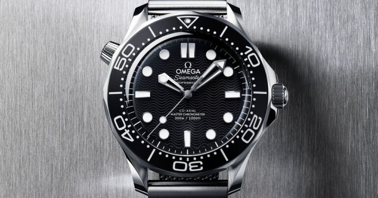 De geheime Omega Seamaster Diver van Daniel Craig is gedropt